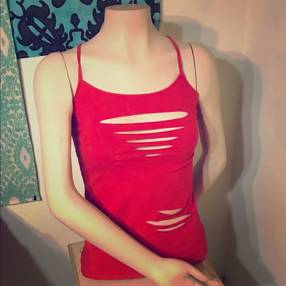 Shredded red tank women size small